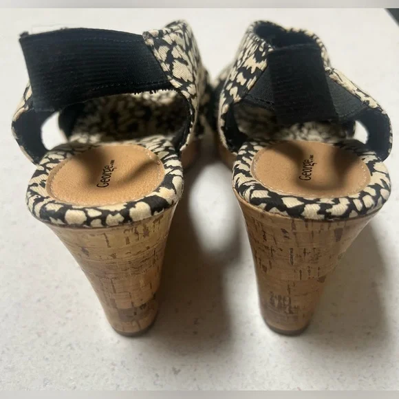🆕 George - Black & Cream Peep-Toe Wedges - Picture 4 of 8